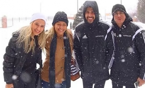 Gusttavo Lima e Andressa Suita enfrentam neve nos Estados Unidos