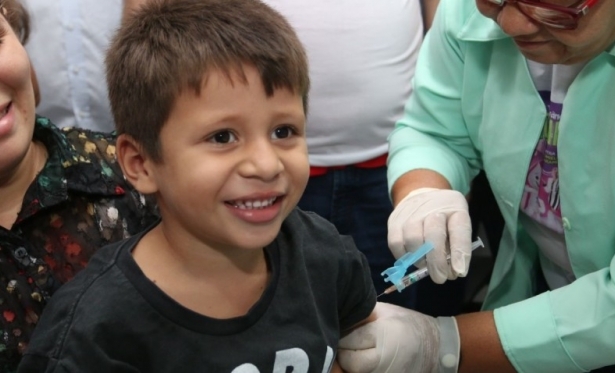 Campanhas de Vacinao contra Paralisia Infantil e Sarampo vo at 30 de outubro